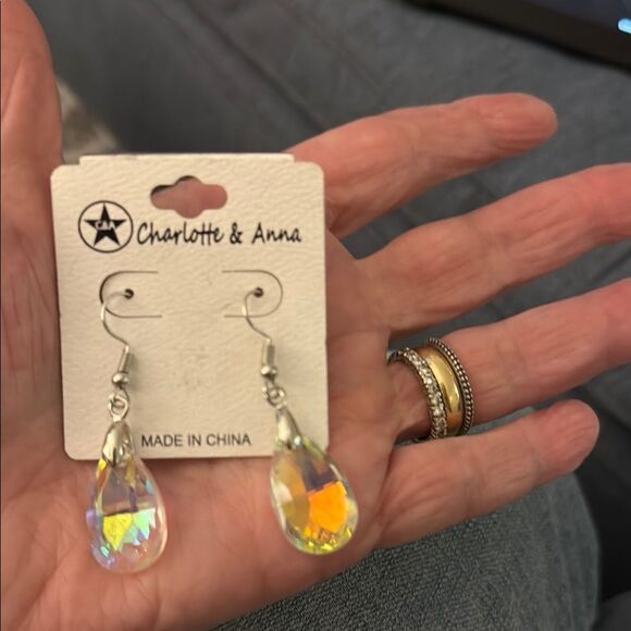 Vintage 90’s New Charlotte & Anna AB Crystal Dangle Earrings with Ear Wire Back. - Picture 1 of 5
